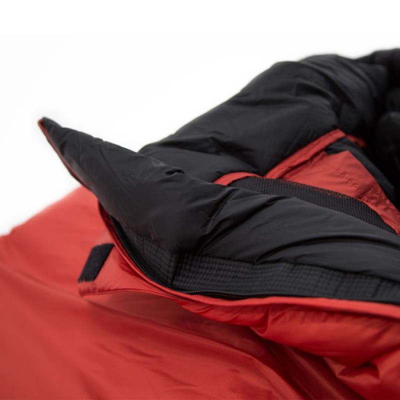 Sac de dormit Expediton G490x Carinthia cu fermuar pe partea dreapta Sac de dormit Expediton G490x Carinthia cu fermuar pe partea dreapta