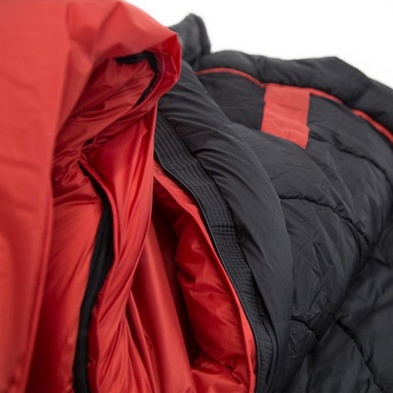 Sac de dormit Expediton G490x Carinthia cu fermuar pe partea dreapta Sac de dormit Expediton G490x Carinthia cu fermuar pe partea dreapta