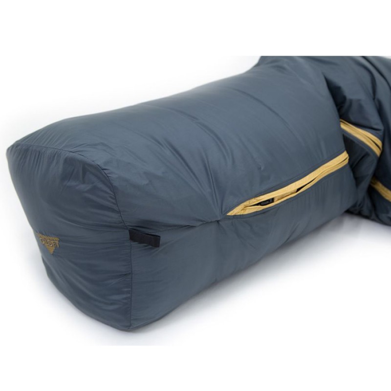 Sac de dormit de vara Carinthia G90 cu fermuar pe partea dreapta Sac de dormit de vara Carinthia G90 cu fermuar pe partea dreapta