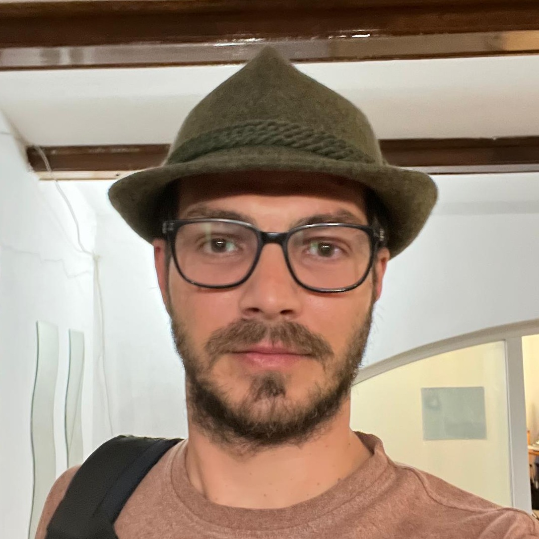 Bogdan Enea – Specialist în optică, termoviziune și echipamente pentru vânătoare